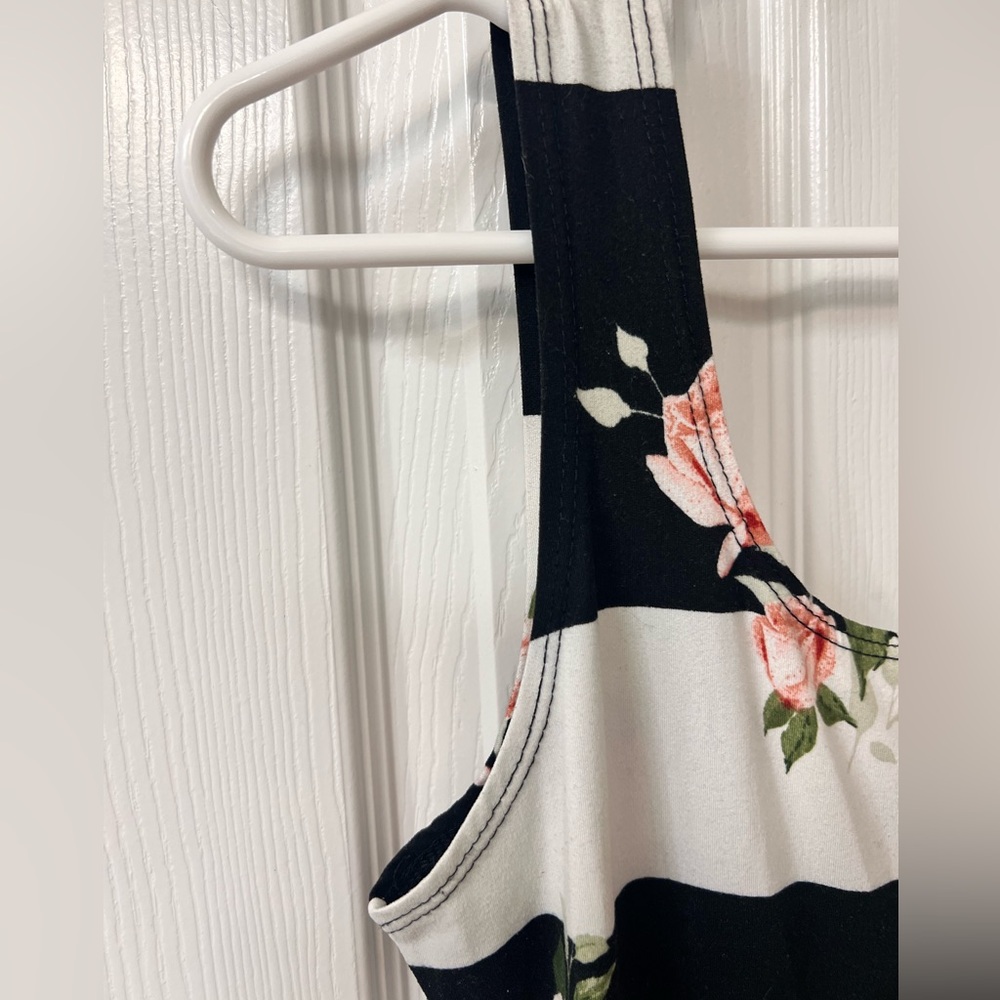 MRT 1030 XL Sleeveless Maxi Dress w/ B&W Stripes & Roses - Picture 3 of 8